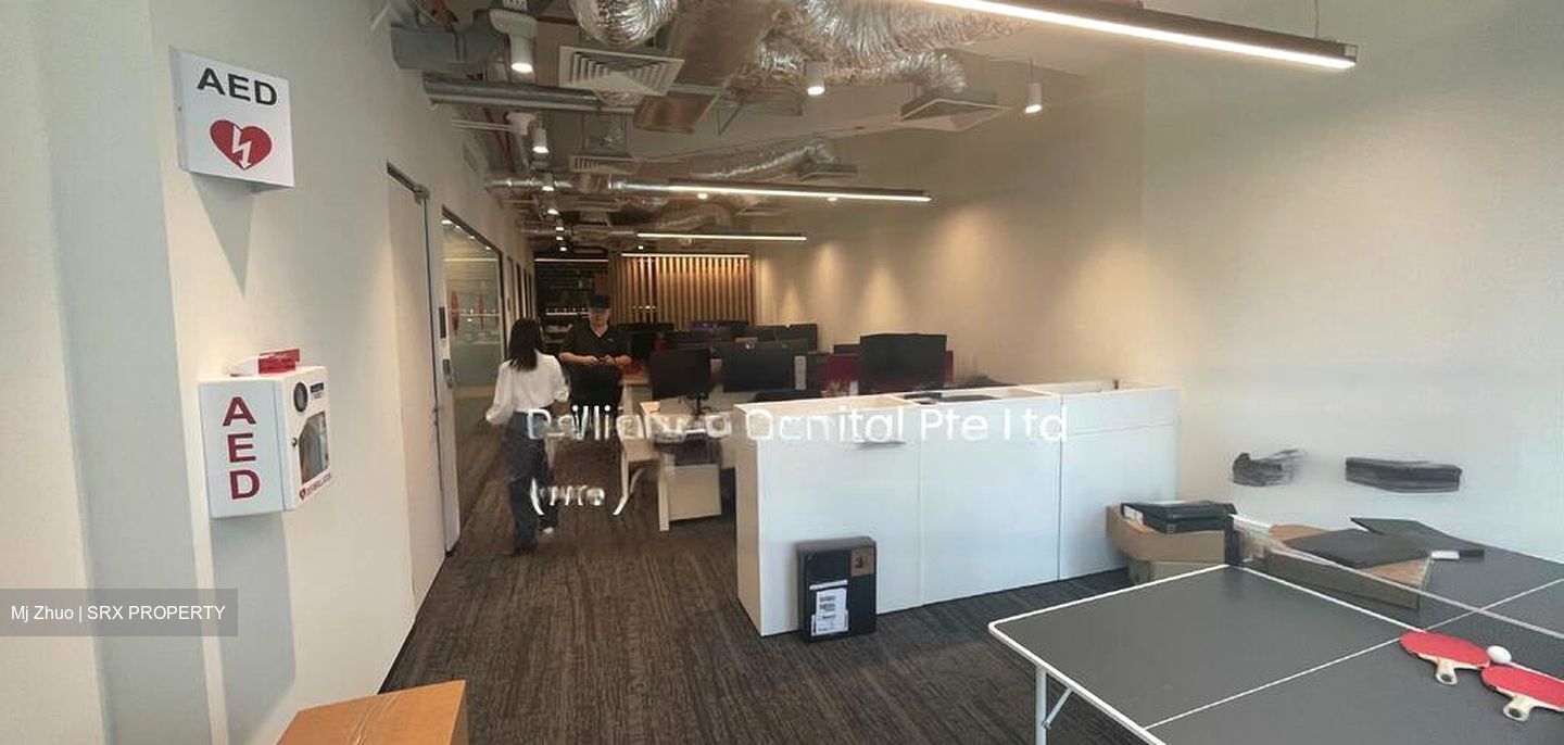 Tung Centre (D1), Office #498212491